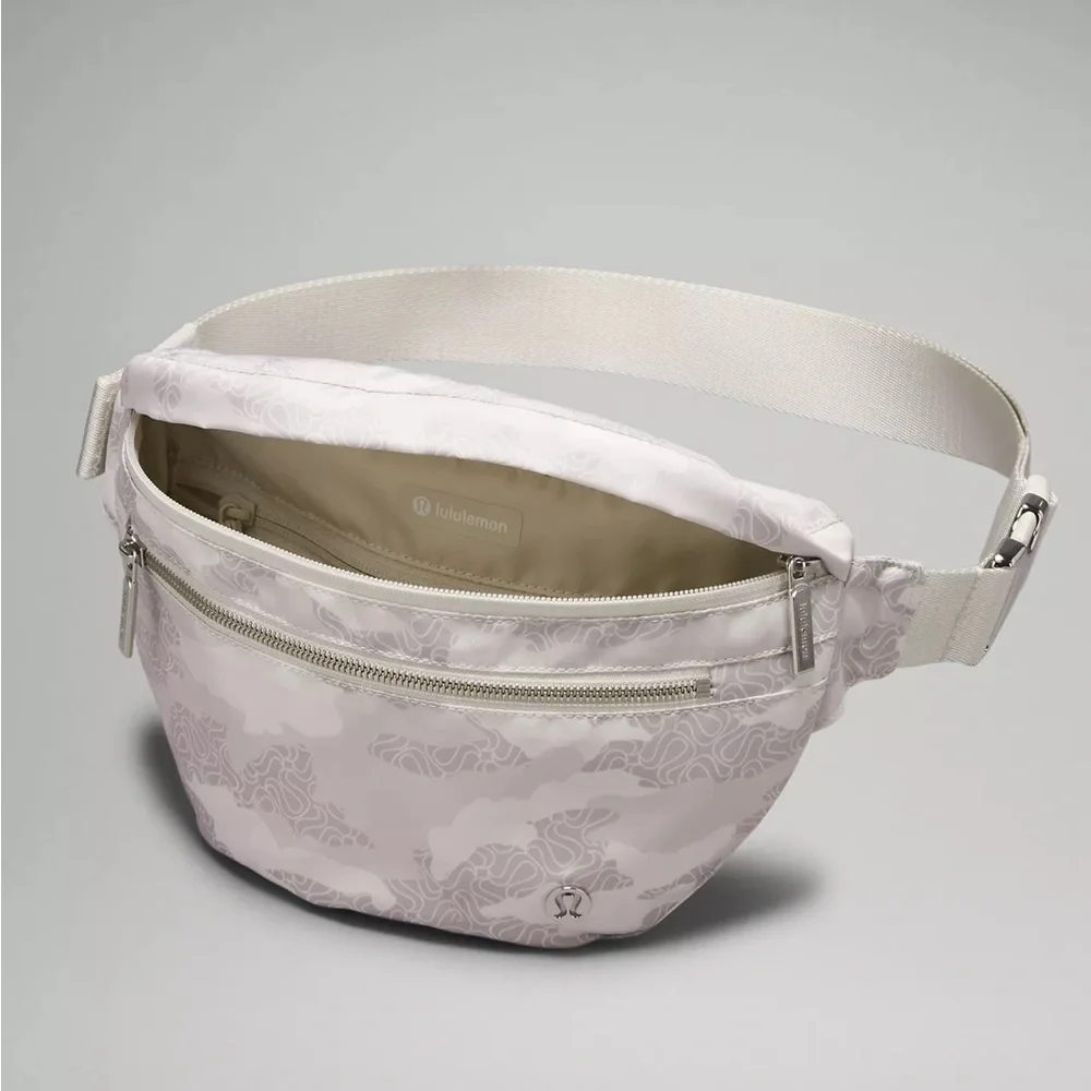 Lululemon City Adventurer Belt Bag 2.5L - Picture 8 of 8